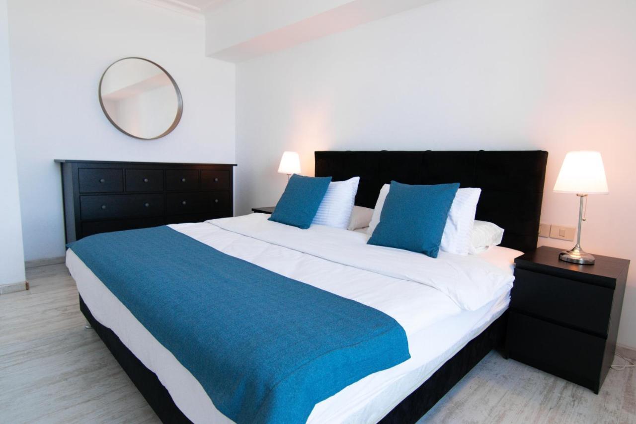 Almog Beach Apartments מגדלי חוף הכרמל חיפה 外观 照片