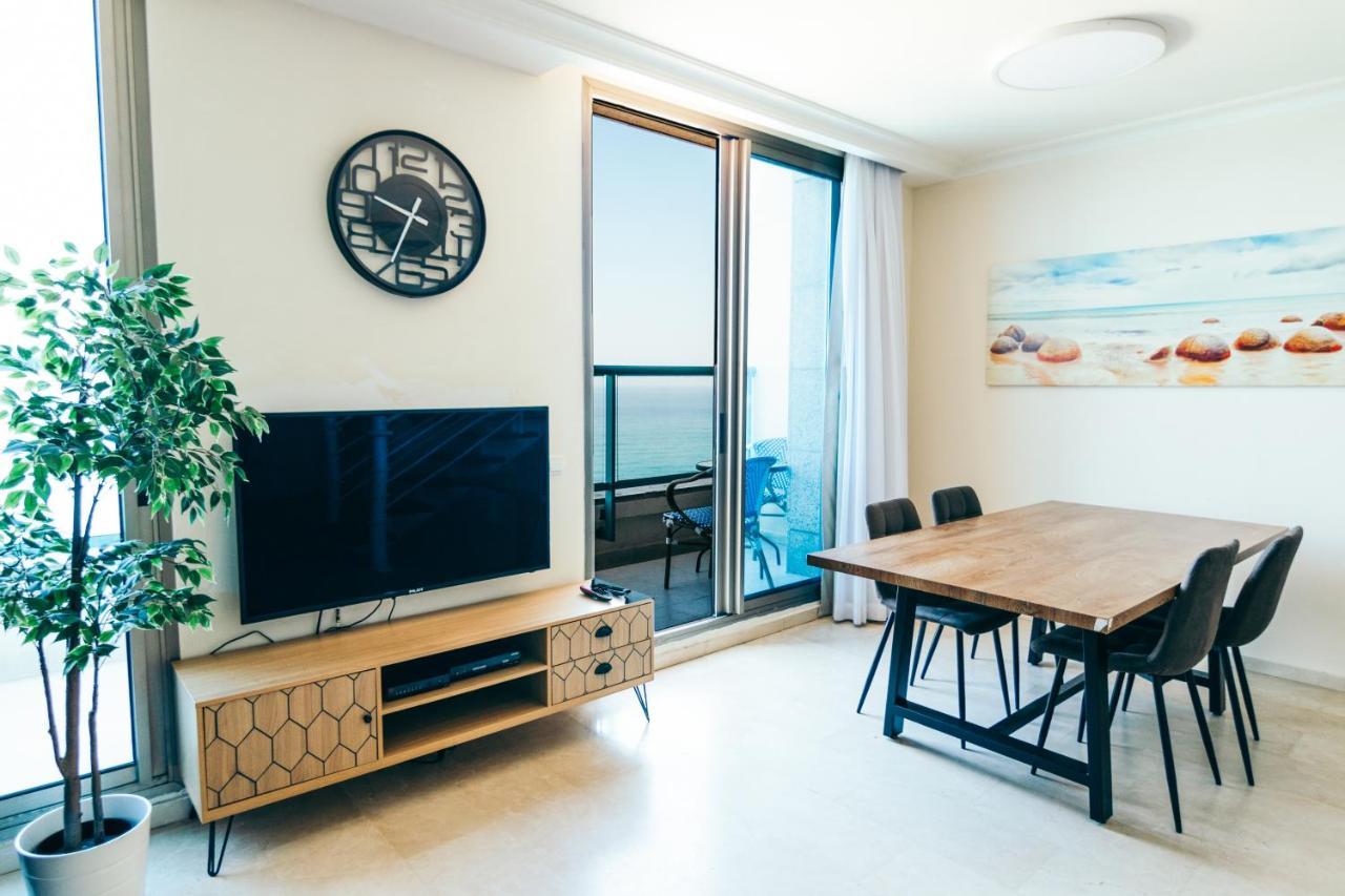 Almog Beach Apartments מגדלי חוף הכרמל חיפה 外观 照片