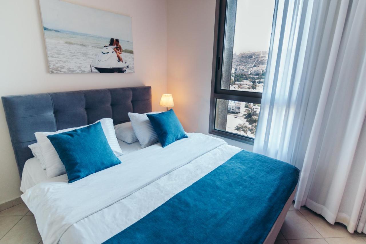 Almog Beach Apartments מגדלי חוף הכרמל חיפה 外观 照片