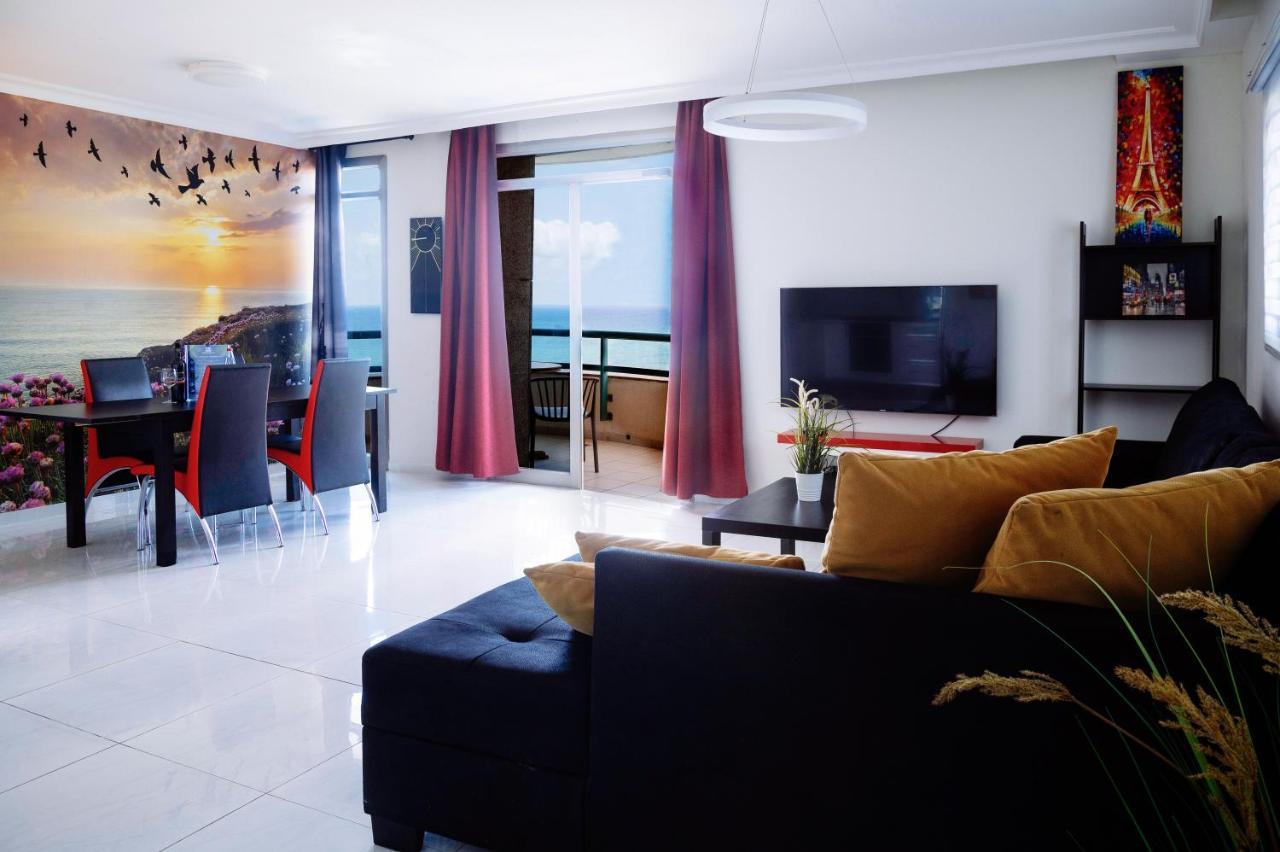 Almog Beach Apartments מגדלי חוף הכרמל חיפה 外观 照片