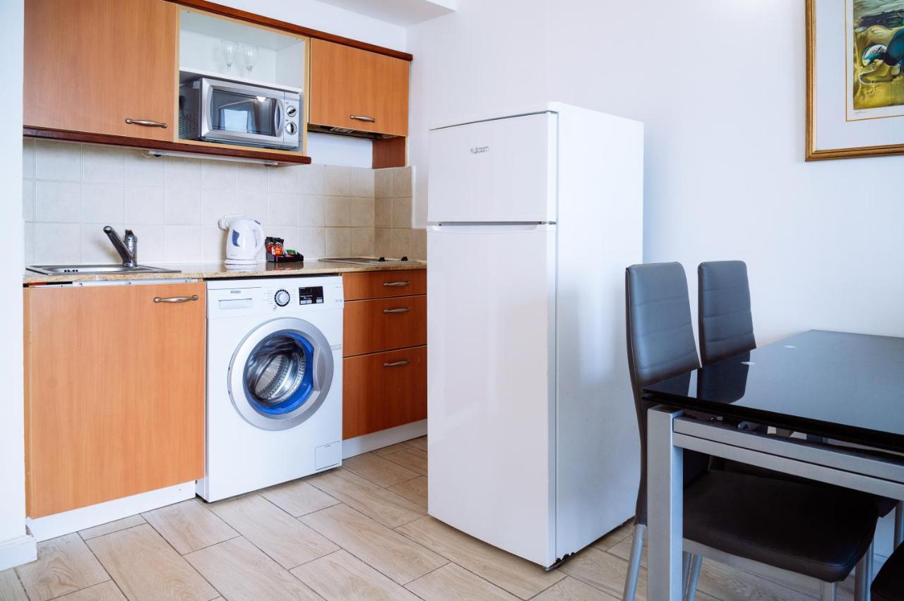 Almog Beach Apartments מגדלי חוף הכרמל חיפה 外观 照片