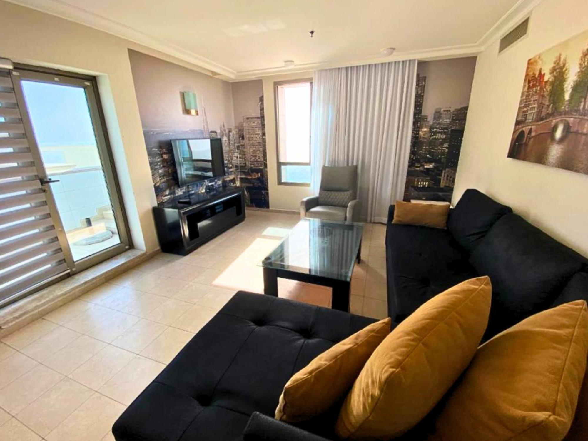 Almog Beach Apartments מגדלי חוף הכרמל חיפה 外观 照片