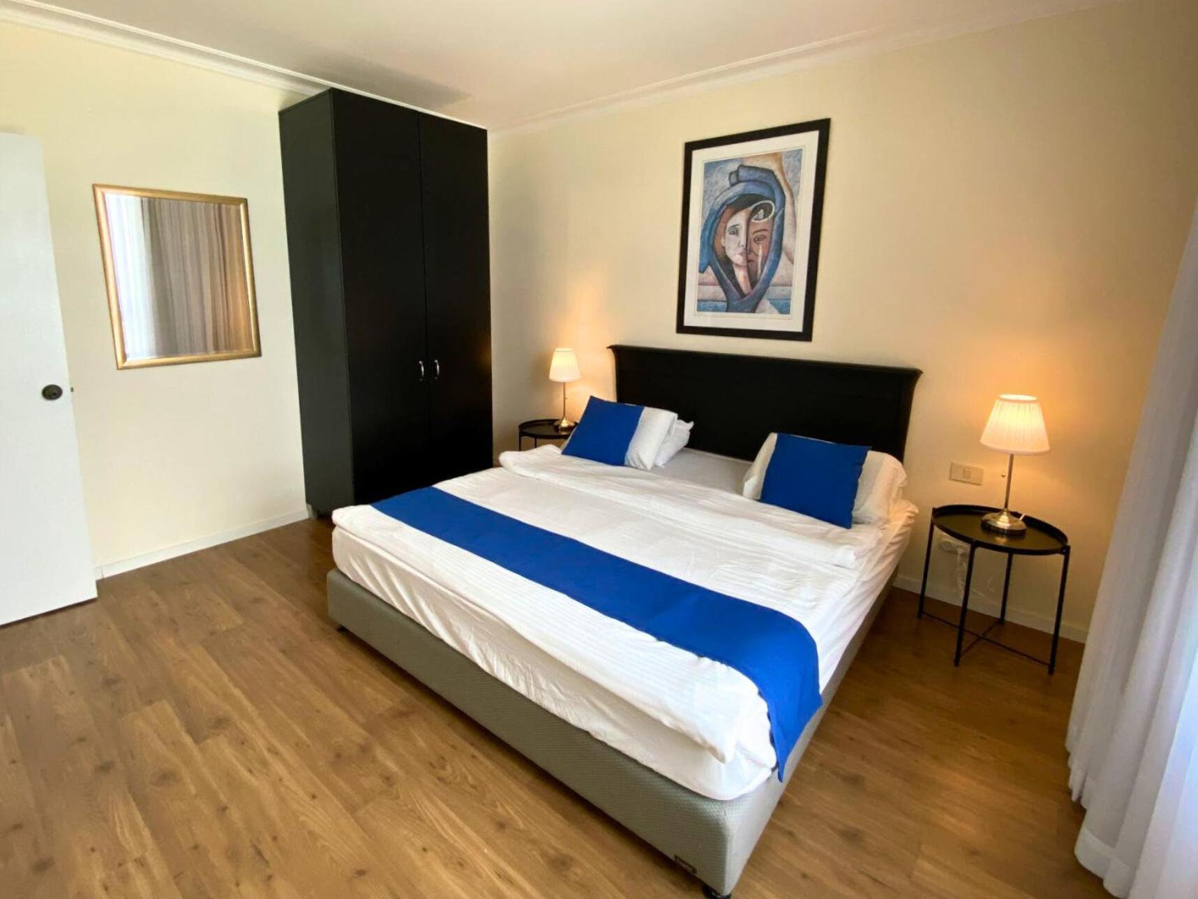 Almog Beach Apartments מגדלי חוף הכרמל חיפה 外观 照片