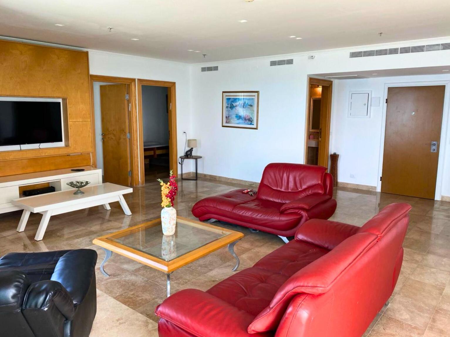 Almog Beach Apartments מגדלי חוף הכרמל חיפה 外观 照片