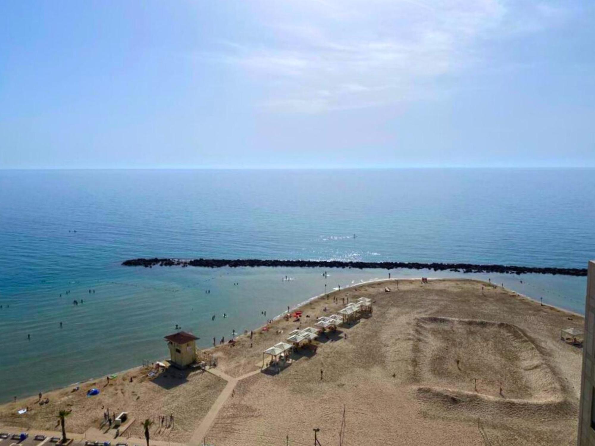 Almog Beach Apartments מגדלי חוף הכרמל חיפה 外观 照片