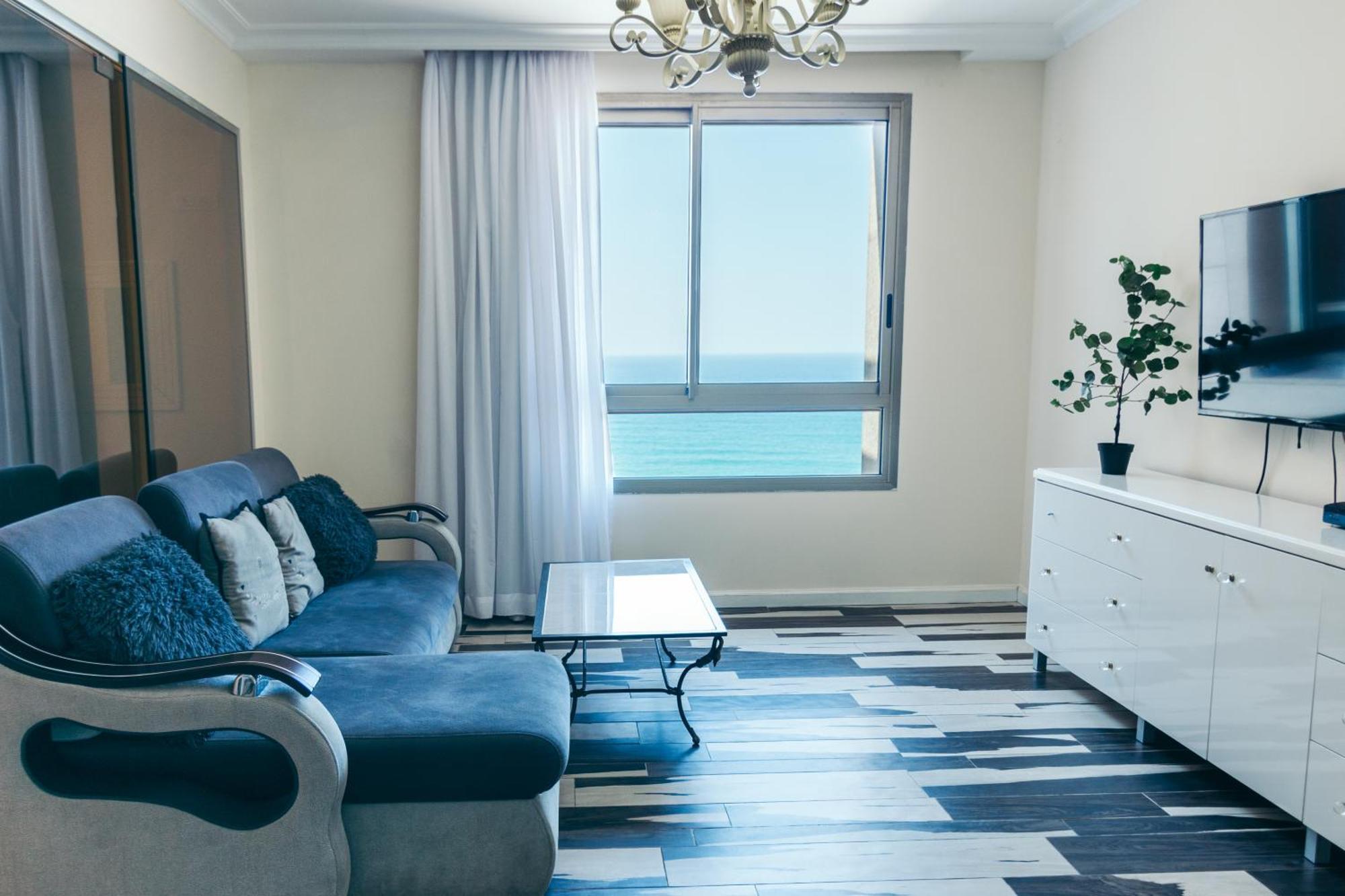 Almog Beach Apartments מגדלי חוף הכרמל חיפה 外观 照片